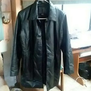 Kathy Ireland leather jacket